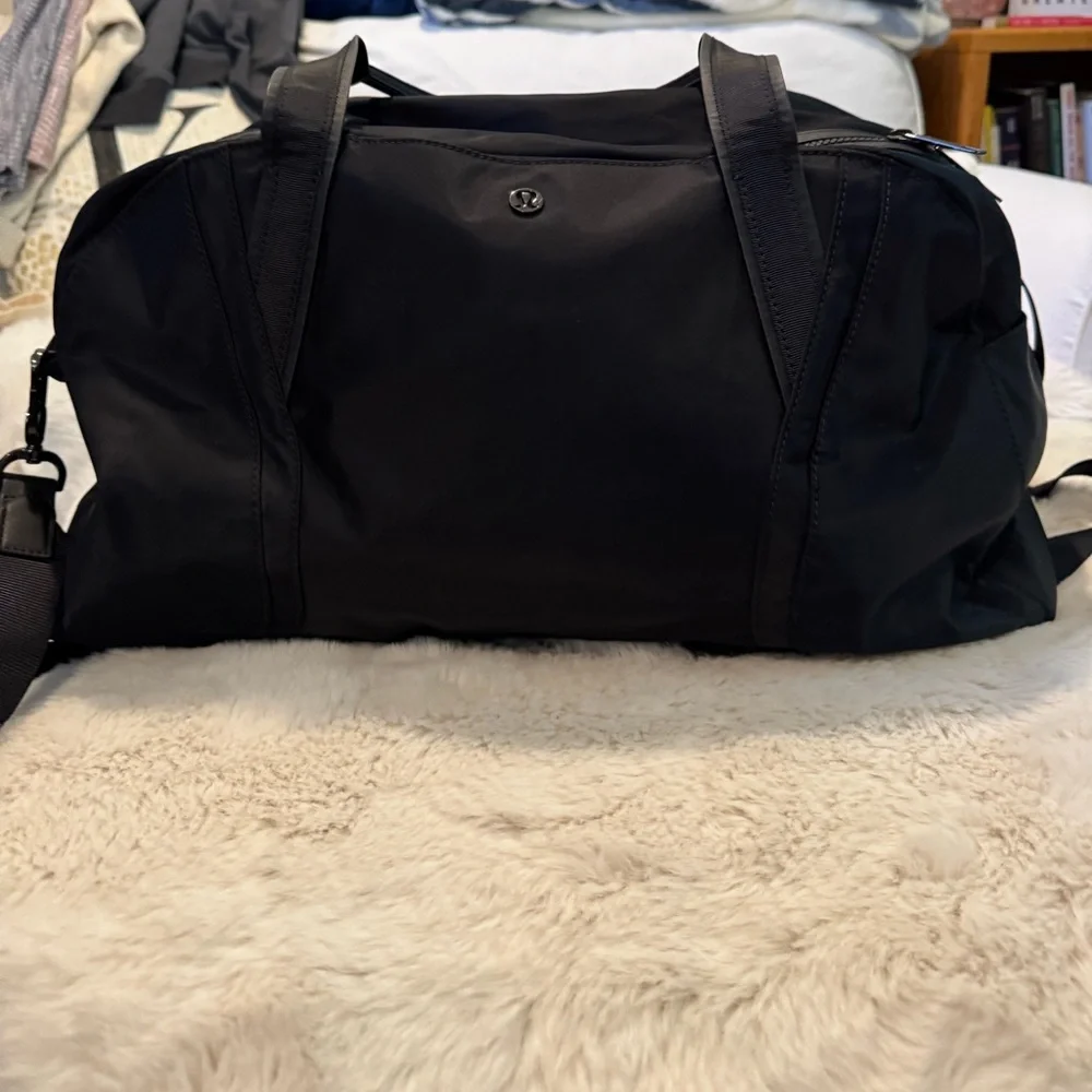 lululemon athletica Black Tote Bag - Picture 5 of 13